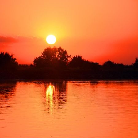 Hotel Sunrise Крішан Екстер'єр фото